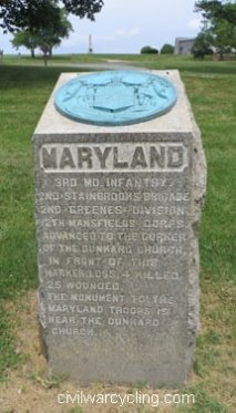 monument width=