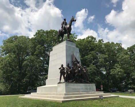 Virginia State Monument and Robert E. Lee